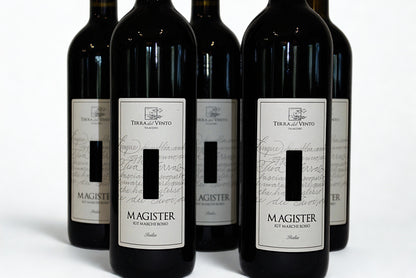 Vino rosso "Magister"
